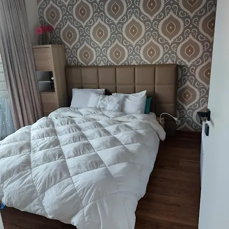 Gelijkvloers Vakantie-appartement Met Groot Zonnig Terras Apartment Nieuwpoort