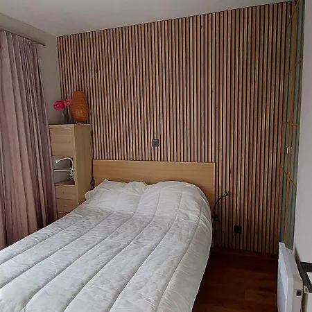Apartment Gelijkvloers Vakantie-appartement Met Groot Zonnig Terras